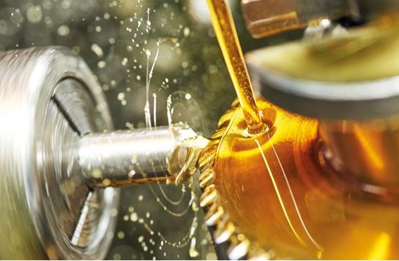 Dầu này được thiết kế chuyên dụng để bôi trơn các rãnh trượt và bàn trượt trong các cơ cấu chuyển động của máy công cụ.